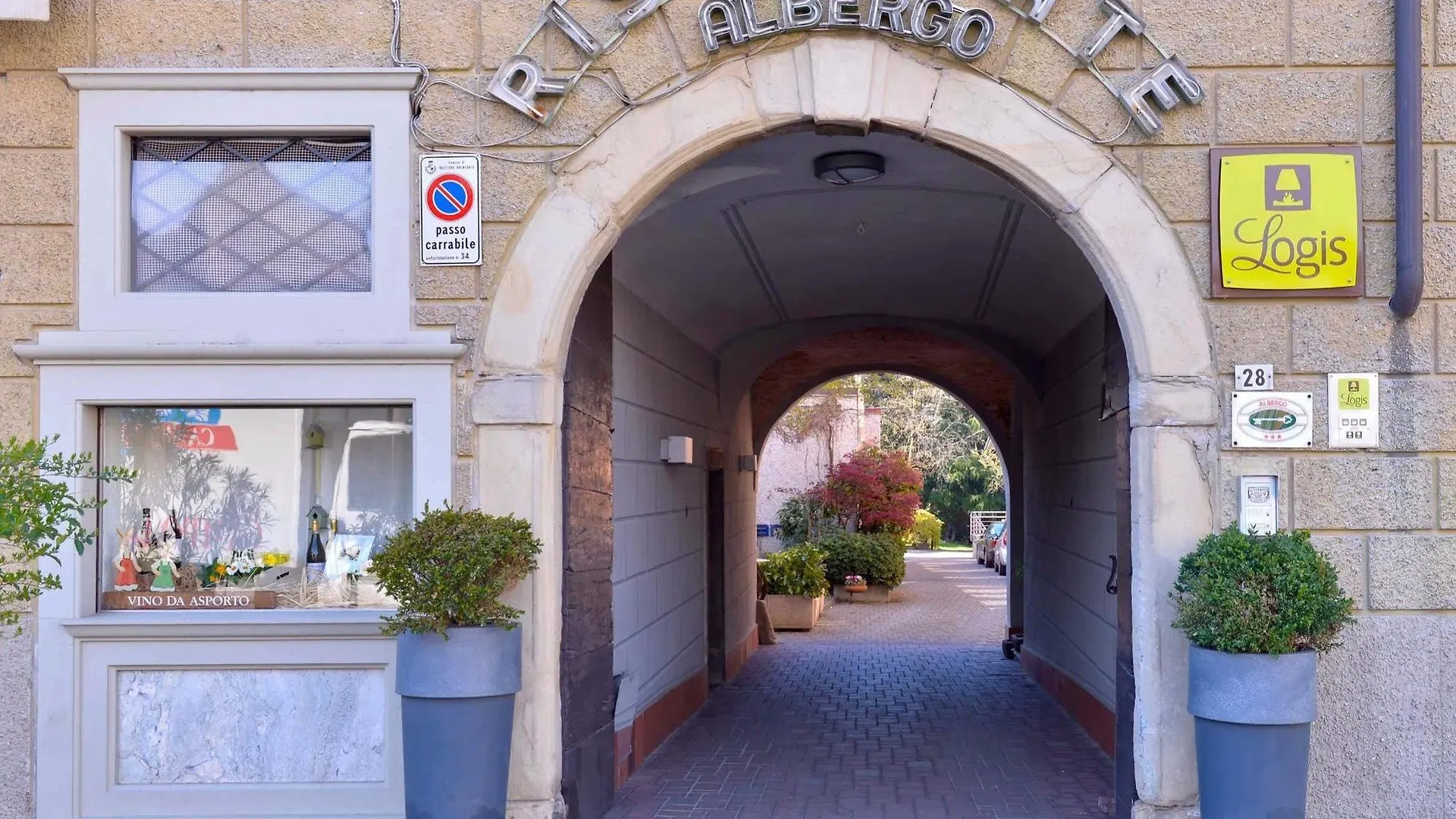 Albergo Ristorante Della Torre Trescore Balneario Hotel